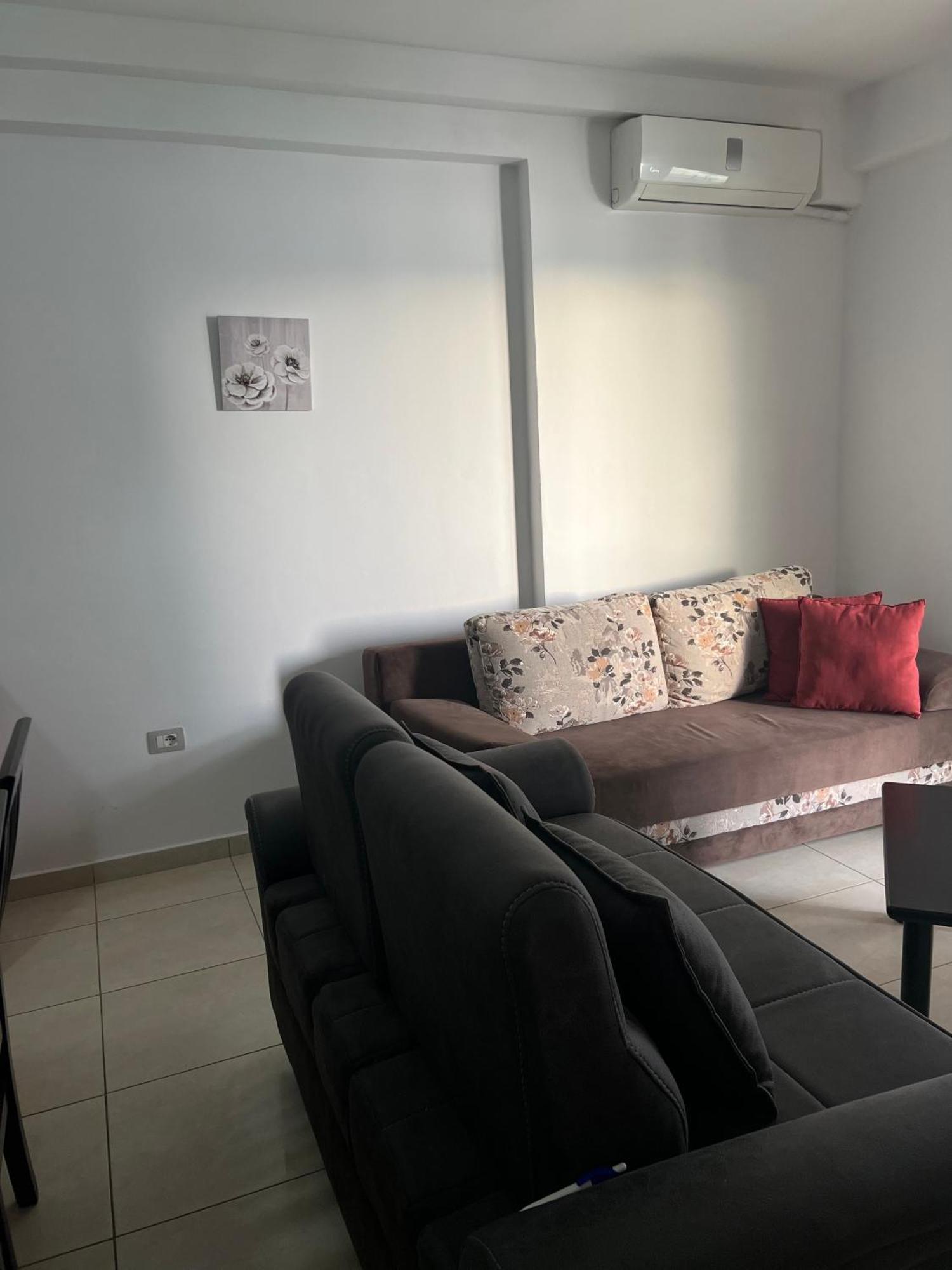 Adea Apartament Sarandë Esterno foto